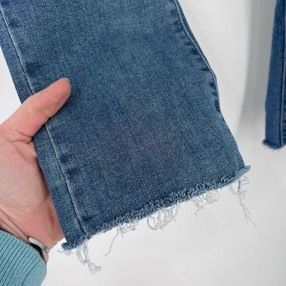 Levi Strauss & Co Women's 724 High Rise Straight Ripped Jeans Pocket Denim Size - Picture 5 of 11